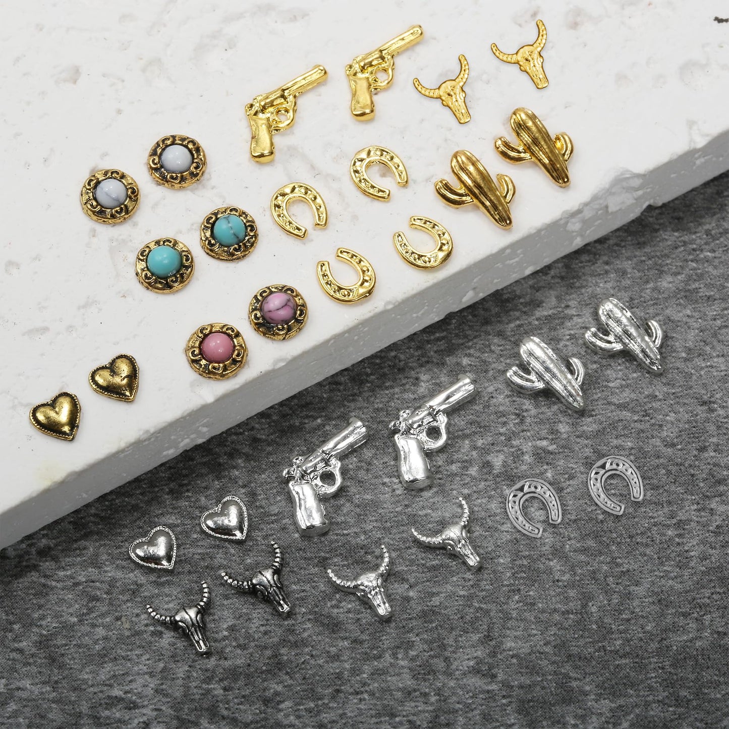 Ohmique 30 PCS Western Nail Charms - 3D Vintage Cowboy Cowgirl Nail Charms, Turquoise, Gold, Silver, Pink, Blue Retro Metal Gem Western Art Stickers Accessories for DIY