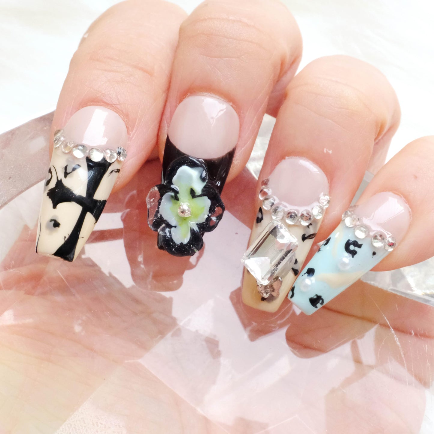 GLORS Press On Nails, Long Ballerina Style with 3D Flowers and Crystals, Black and Yellow Design, Handmade False Nail 10 Pieces (Small,LB)