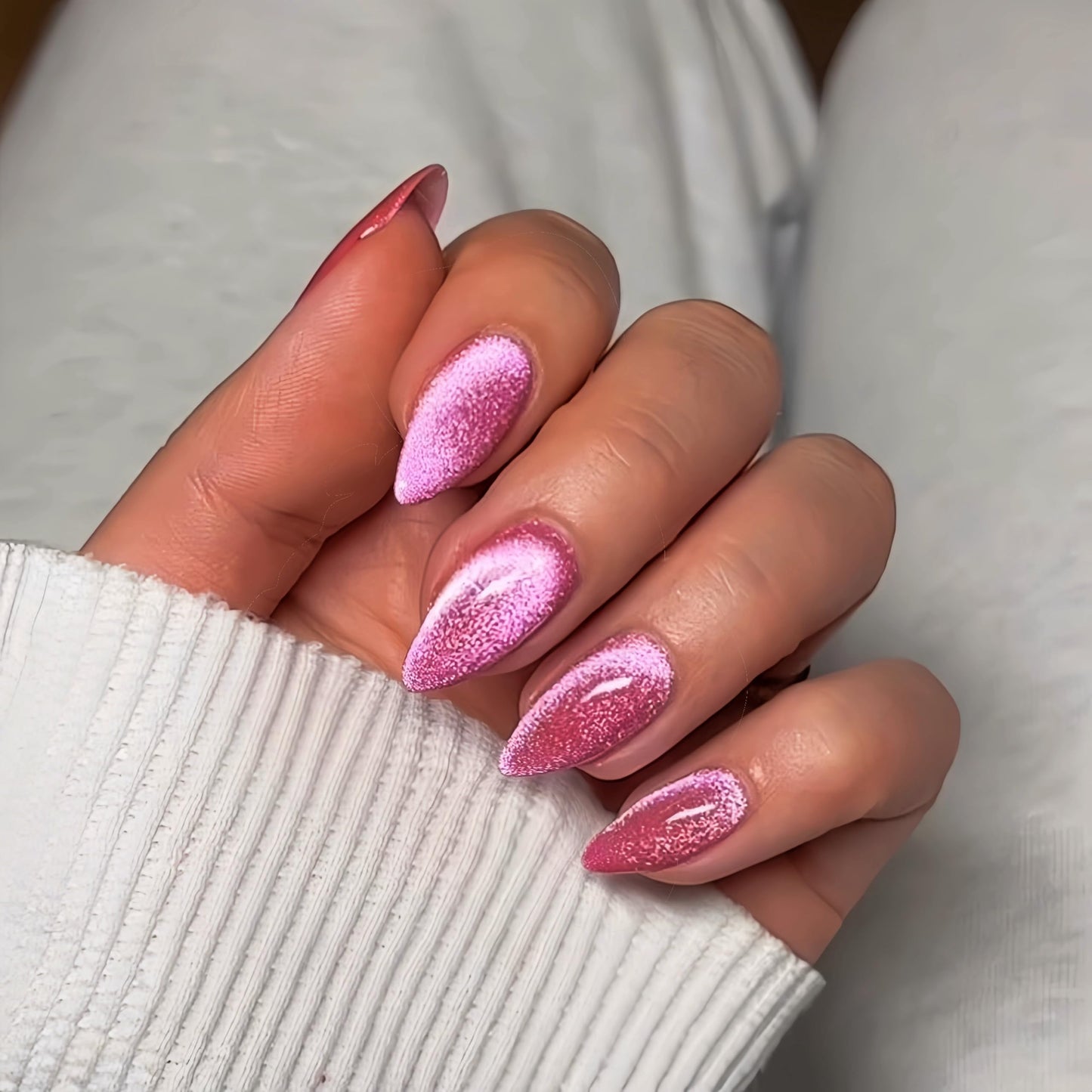 KQueenest Bright Hot Pink Cat Eye Press on Nail Almond, 30 Pcs 15 Sizes Shiny Sparkle Fake Nails Press on Medium Stiletto, Custom Thick Quality, Reusable Cute Glue on Nail for Women Summer Party