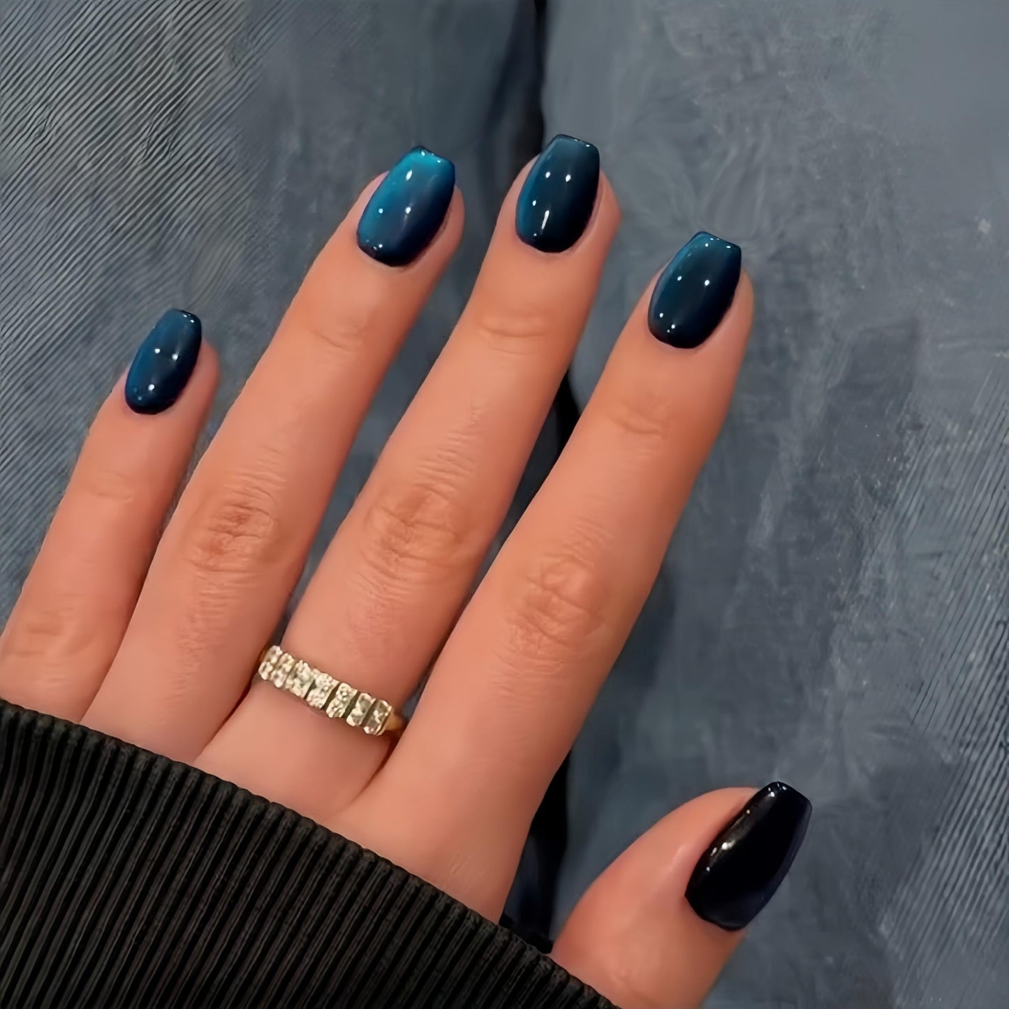 KQueenest Baby Blue Cat Eye Press on Nails Short, 30 Pcs Acrylic Press on Nails Square, Sparkly Glitter Black Fake Nails Press on Short, Reusable Chrome Soft Gel Glue on Nails for Women