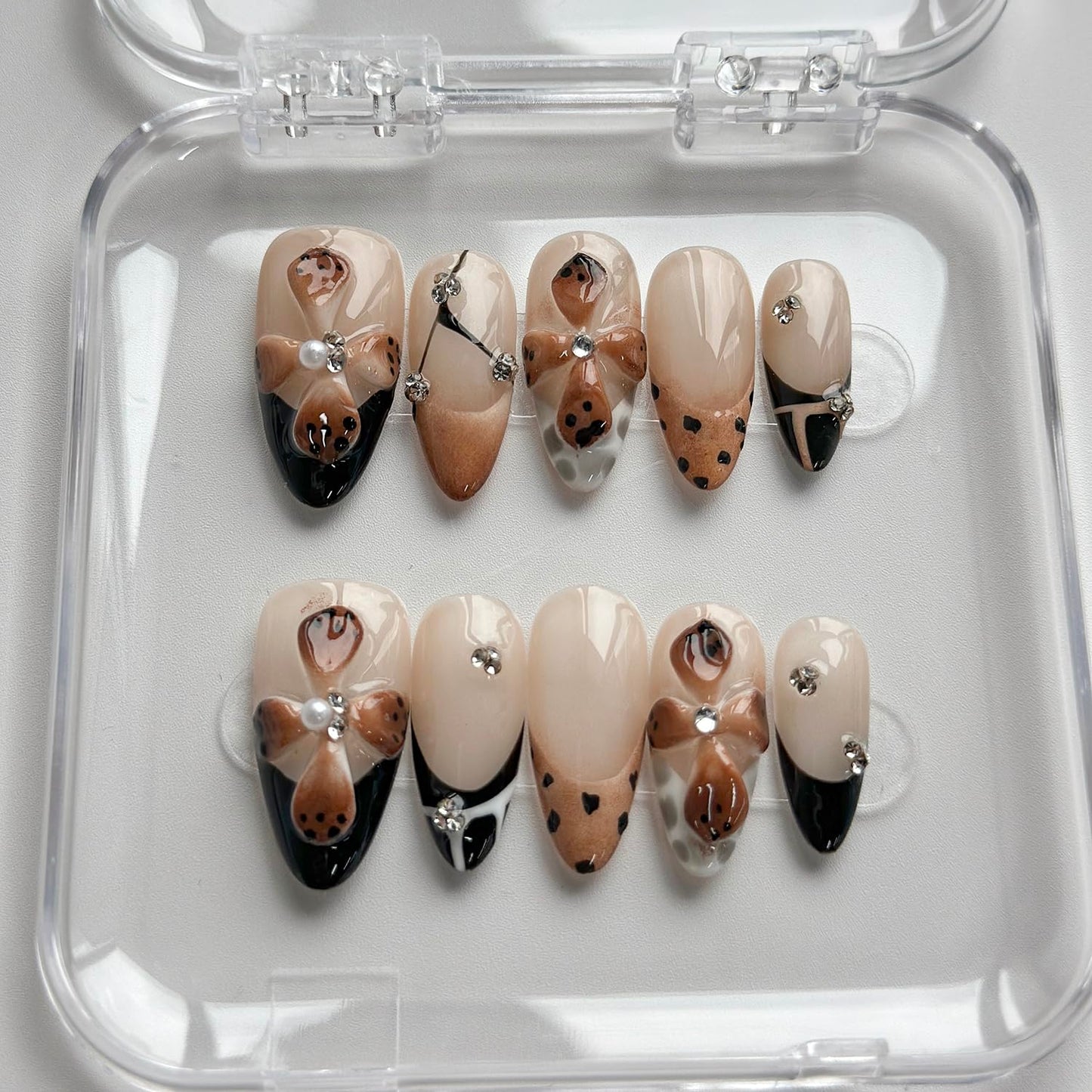 Luxury Press on Nails Short Almond Handmade 3D Unique Reusable ABS Material Fake Nails French Tip False Nails with Designs Polka Dots Flower Rhinestones Brown Glossy Glue on Nail Thick Acrylic Nail(S)