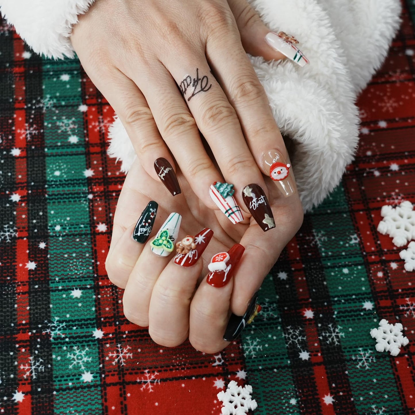 Tesytto Christmas Press on Nails Medium Coffin Colorful Fake Nails with Cute 3D Elk Santa Claus Xmas Trees Candy Canes Design Winter Handmade Acrylic Nails for New Year (Holiday Gifts,S)