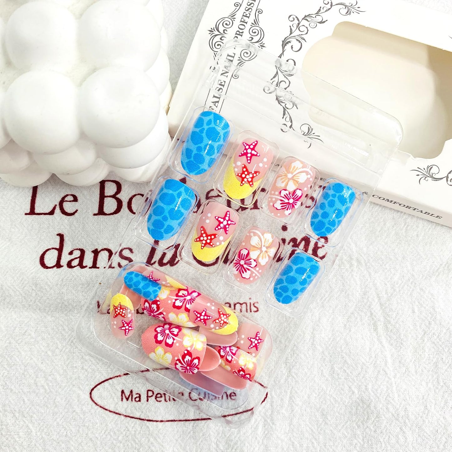 Summer Ocean Press on Nails French Tip Medium Almond False Nails with Starfish Flower Design Full Cover Glue on Nail Summer Reusable Acrylic Fake Nails Glossy Artificial Stick on Nail for Women
