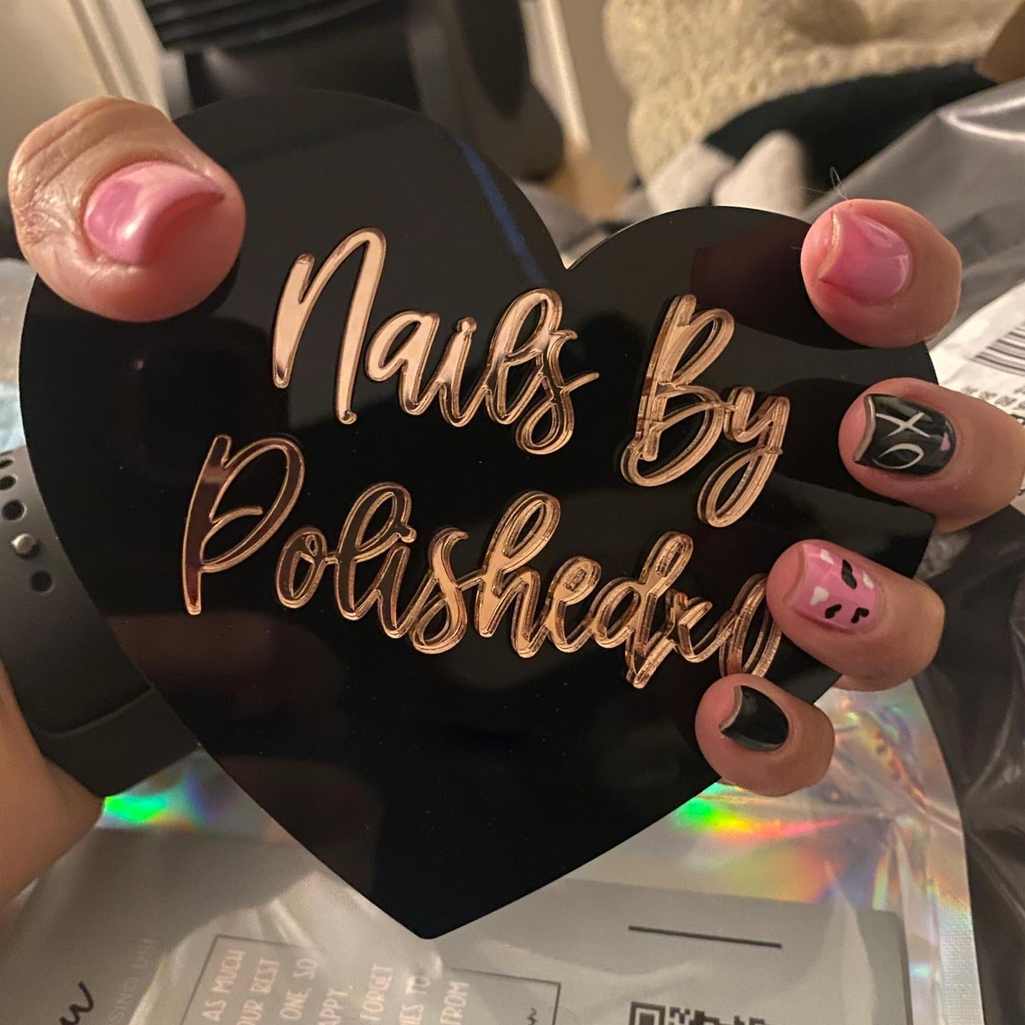 Jasilon Custom Nail Photo Props, Acrylic Nail Picture Props Personalized Logo Nail Tech Decor Plate Nailfie Disk with Social Media Salon Nail Display Stand Nail Polish Display Gifts for Nail Artist