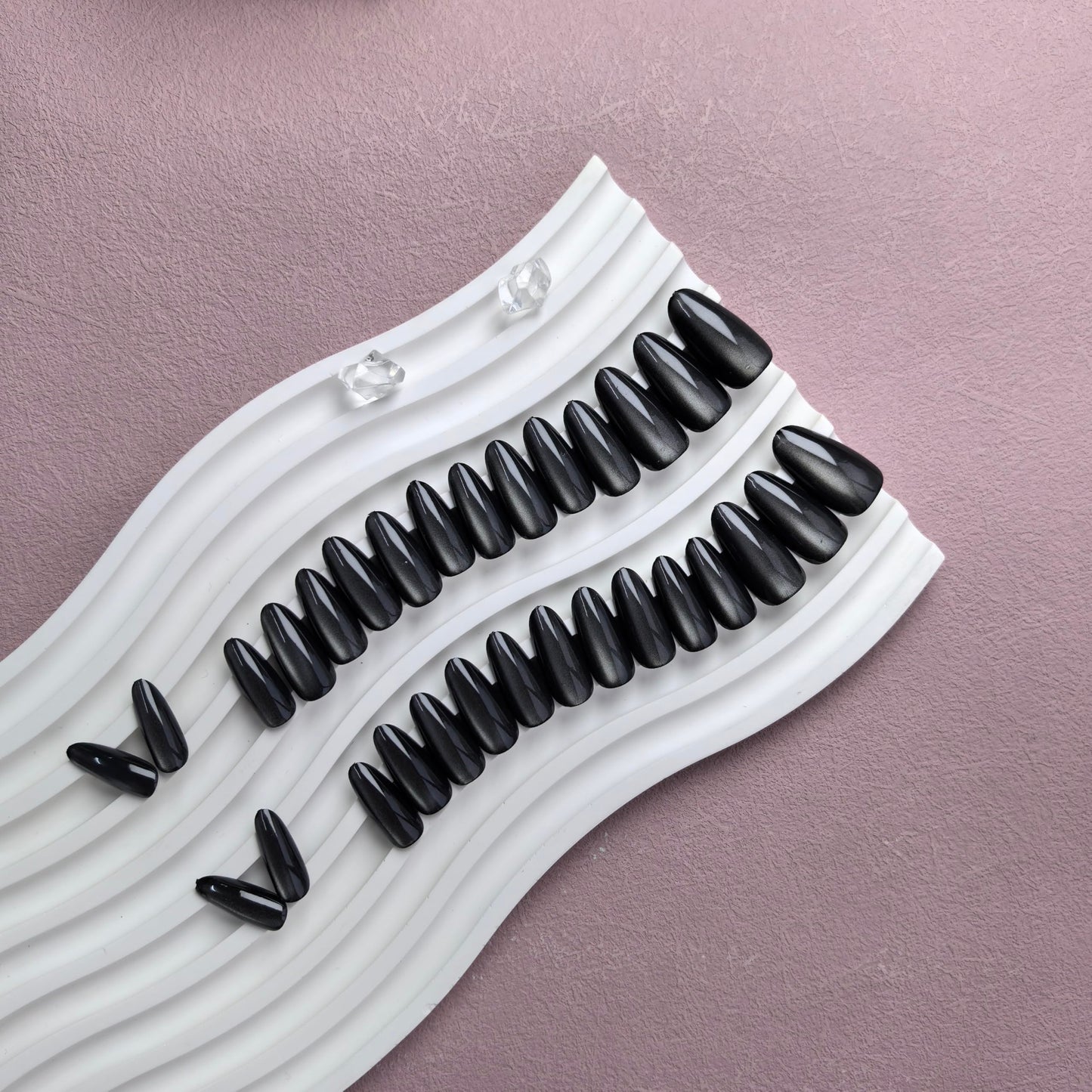SXVME Cat Eye Black Press On Nails Medium Almond Shaped - 30 Pcs Stiletto Fake Nails Acrylic Press ons, Natural Fit, Opaque Glitter Chrome Gel Nails Stick on, Soft Gel Glue on Nails for Women, No Glue