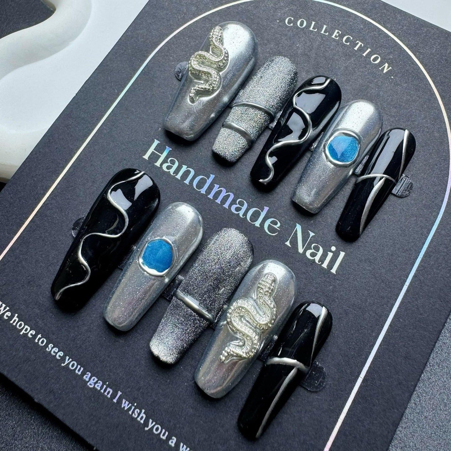 100% 5D Handmade Press on Nails with Snake Charms Medium Coffin Nails Press ons Balck Silver False Nails Cruve Line Press on Nails Fall Fake Nails for Women Girls Daily Wear DIY Manicure Size M