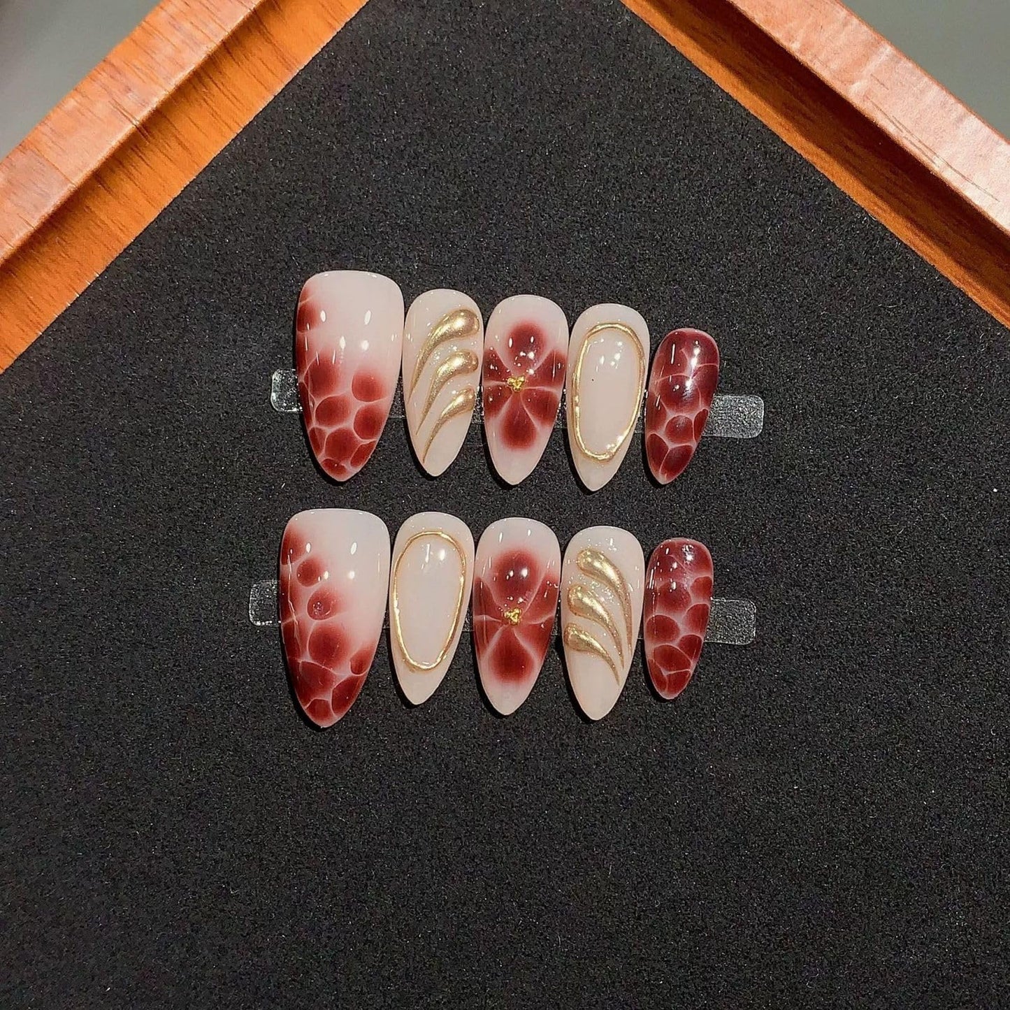Threelegscat Reusable Nails Press Ons Almond Handmade Fake Nails Medium with Flower and Leopard Print Designs for Women Size L 10pcs