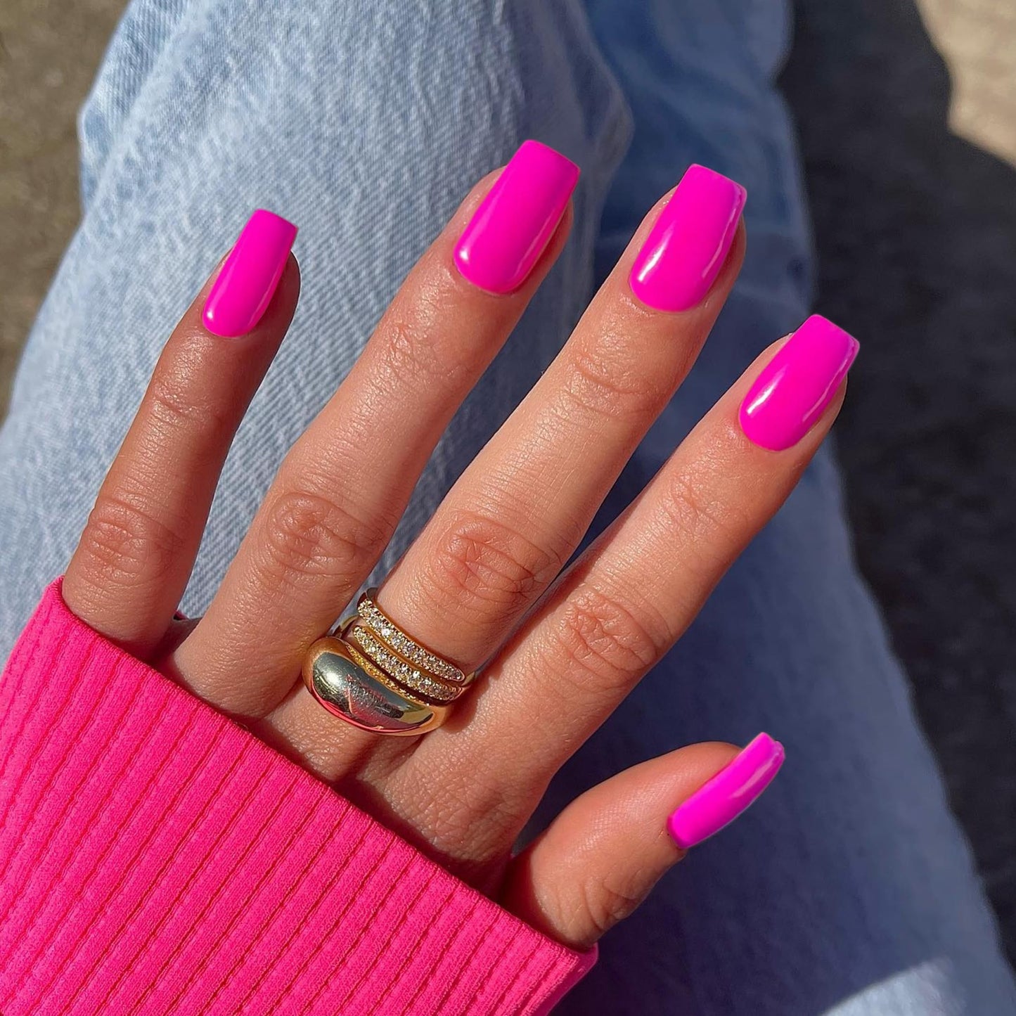 KQueenest Hot Pink Press on Nails Short Medium Square&Hot Pink French Press on Nails Short Square For Beach Party Daily Decoration in 48 PCS