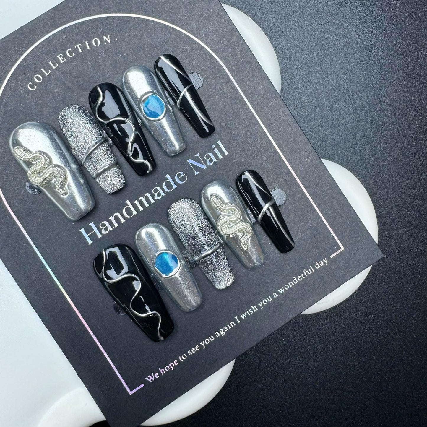 100% 5D Handmade Press on Nails with Snake Charms Medium Coffin Nails Press ons Balck Silver False Nails Cruve Line Press on Nails Fall Fake Nails for Women Girls Daily Wear DIY Manicure Size L